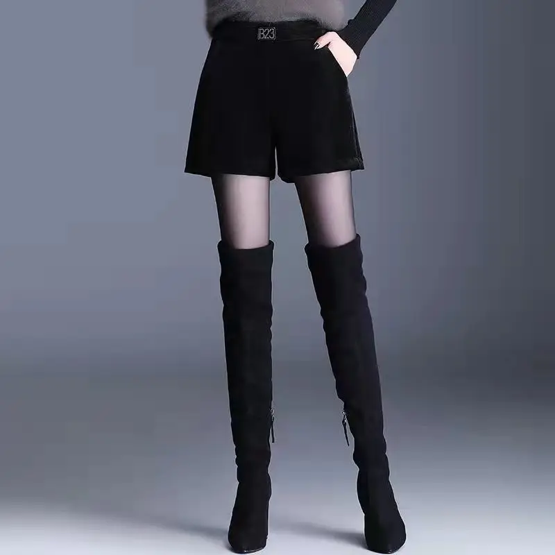 Elegant High Waist Golden Velvet Shorts Spring Autumn New Solid Color Loose Black Wide Leg Pants Fashion Casual Women Clothing