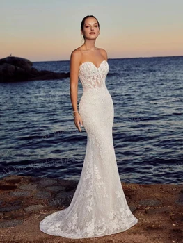 Sexy Sweetheart Wedding Dresses Elegant Lace Appliques Backless Sweep Train Bride Gowns Customized Sleeveless Vintage Mermaid