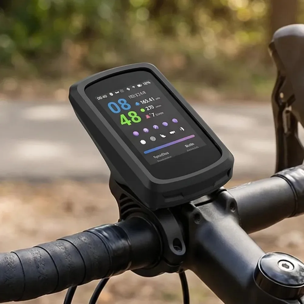 GEOID CC700/CC700 Pro GPS 컴퓨터용 부드러운 PET 스크린 보호 필름이 포함된 4 IN 1 실리콘 소프트 케이스, 긁힘 방지 프레임 및 필름
