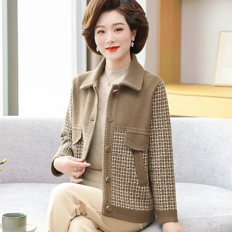 Small Mom Autumn Short Coat Fashionable Large Plaid Top Middle and Old Age Women's Spring Autumn and Winter Woolen Cardigan