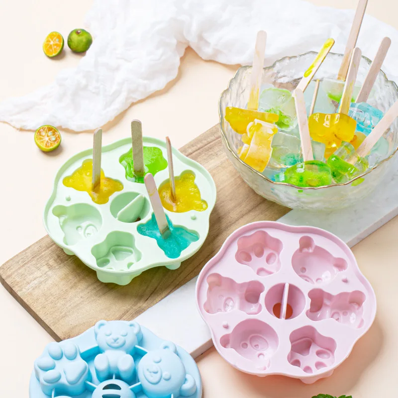 

Bear Ice Cube Trays-Large Size Silicone Ice Cube Molds with Removable Lids Reusable and BPA Free for Stackable Flexible Safe Ice
