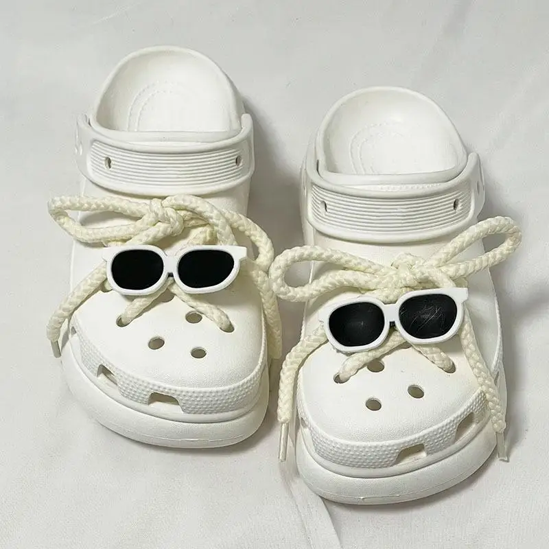 Niedliche Cartoon-Dekorationen DIY Schuh-Accessoires Sommer 2026 Schnür-Schleifen-Clogs Sandalen-Zubehör Damen-Schuh-Charms-Set – Detail 3