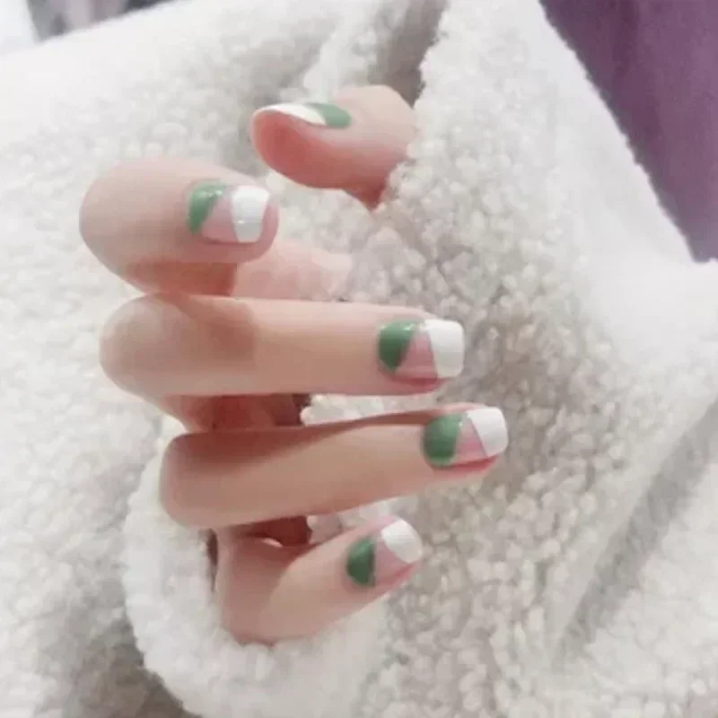 

24Pcs/Box False Nail Tips Sticker Set Press On Art Free Shipping