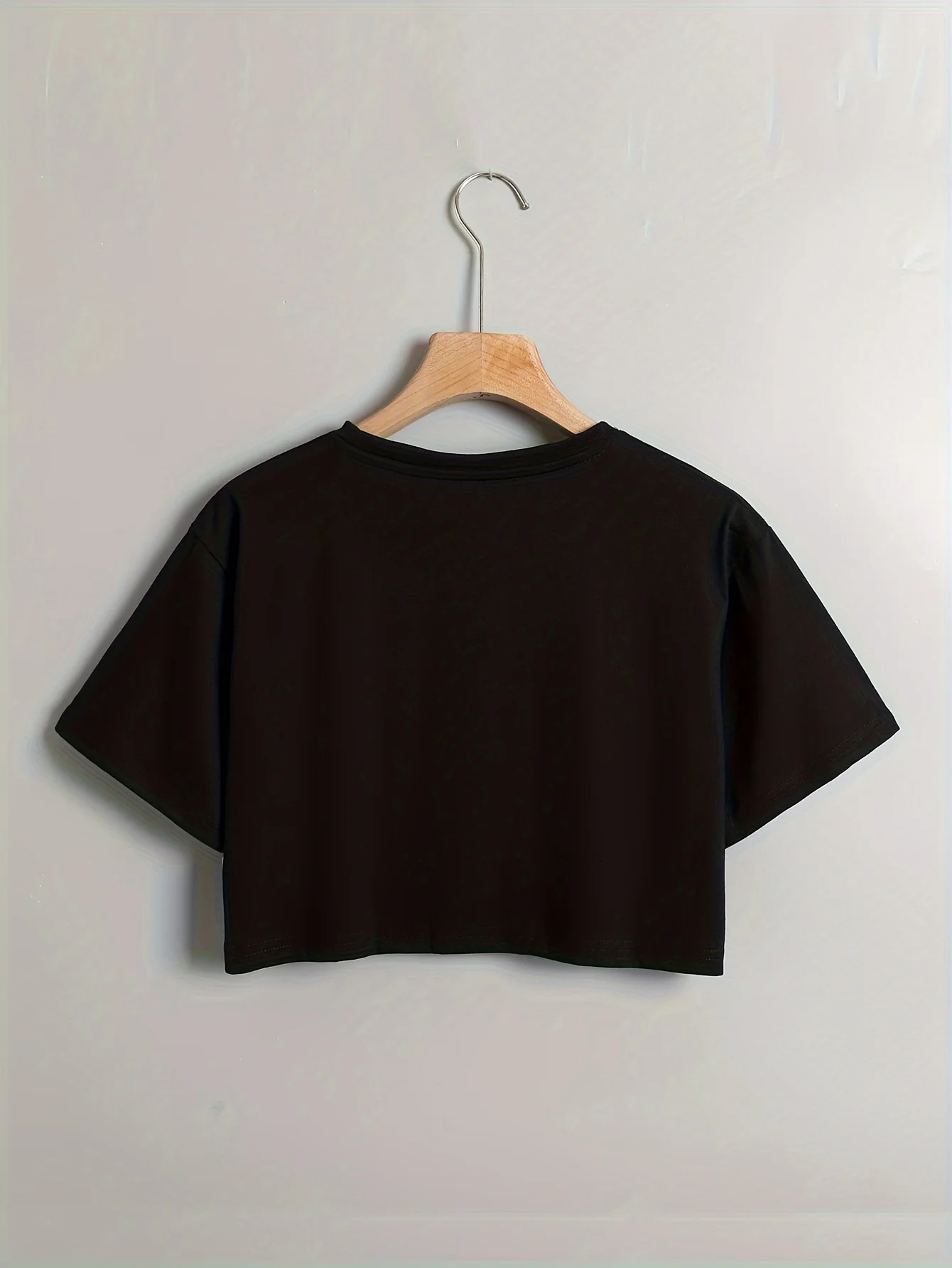 Celestial Moon Print Crop Top T-shirt - Stylish Crew Neck Short Sleeve Perfect for Spring & Summer - Lightweight Fashion 2