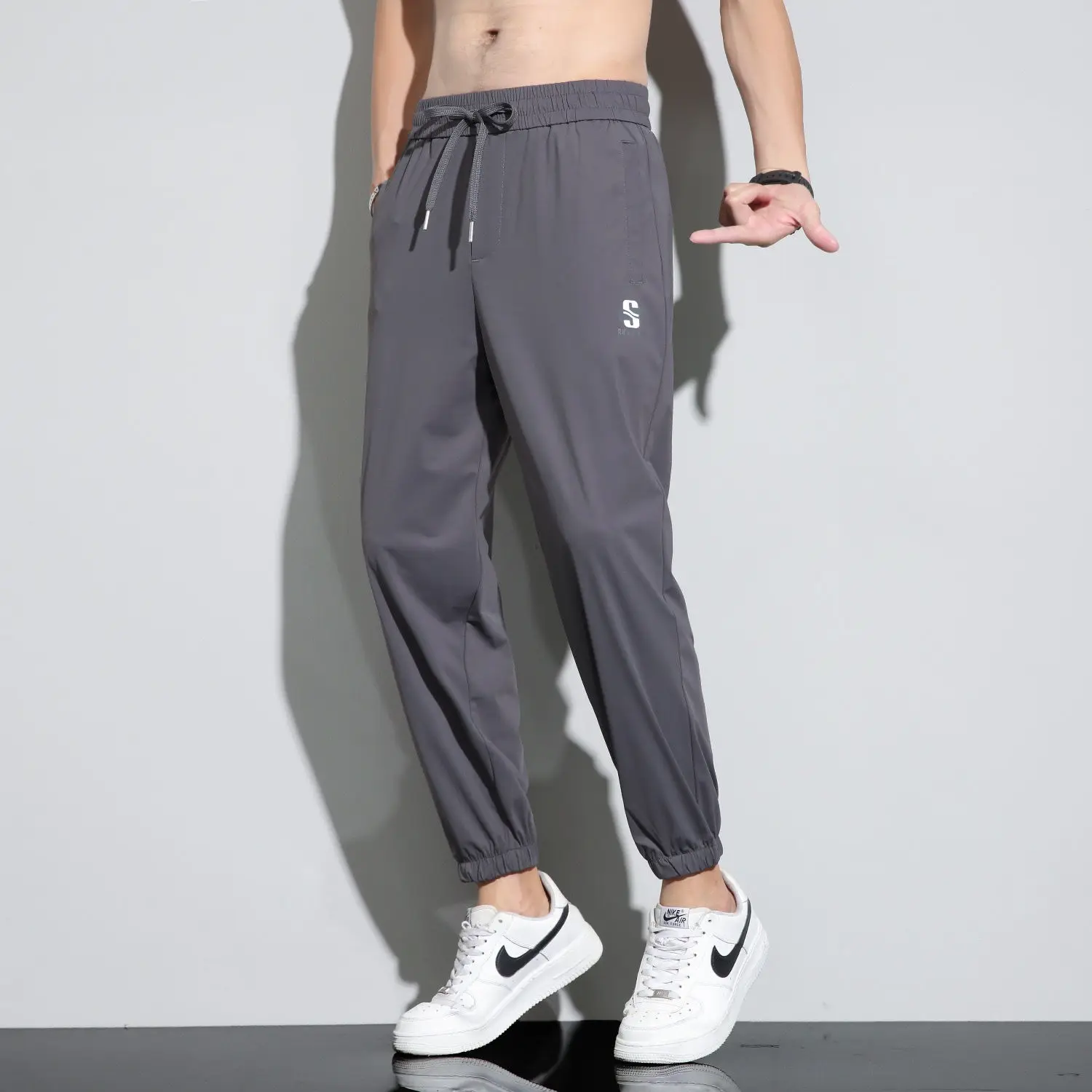Men's Ultra-thin Ice Silk Pants Trendy Brand Loose Trousers Sports Quick Drying 2023 Summer Thin Elastic Cropped Casual Pants