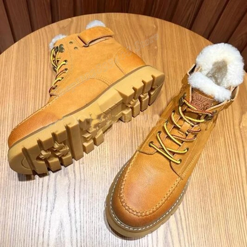 

Yellow Oxford Suede Men Ankle Boots Fleece Plush Warm Anti-slip Round Toe Rivet Lace-up Flat Men Shoes 2023 New Zapatillas Mujer