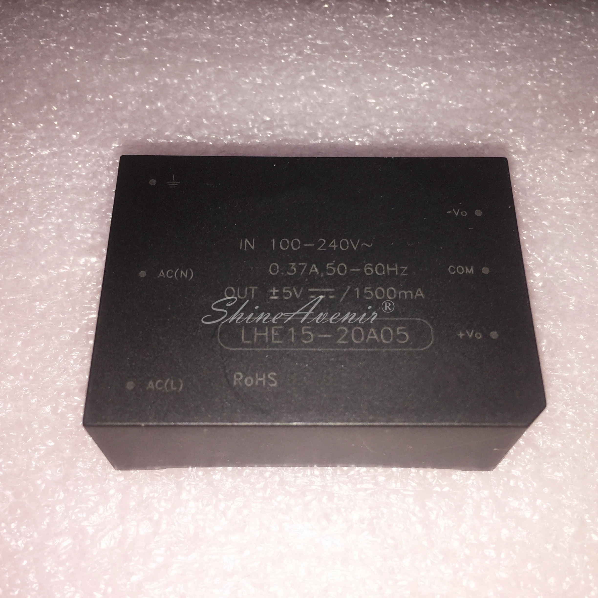 

2PCS LHE15-20A05 LHE15-20A12 LHE15-20A15 LHE20-20A12 LHE20-20A15 DIP-6 New Original stock