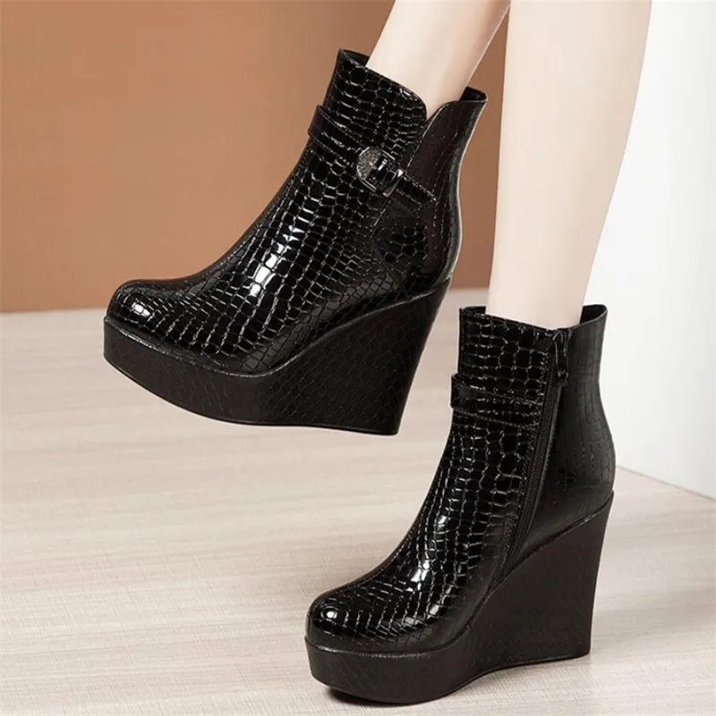 Genuine Leather Platform Ankle Boots Women Fashion Wedge Shoes Autumn Women Sexy High Heel Shoes Winter Warm Women Snow Boots