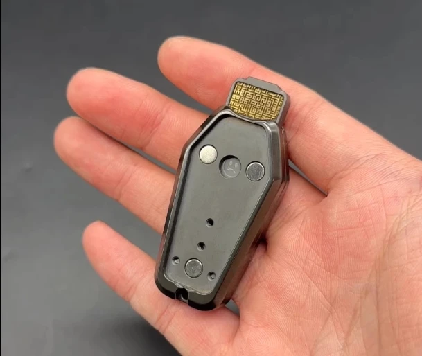 

MACKIE жадный авиационный алюминиевый гироскоп EDC декомпрессионная игрушка без возврата или обмена