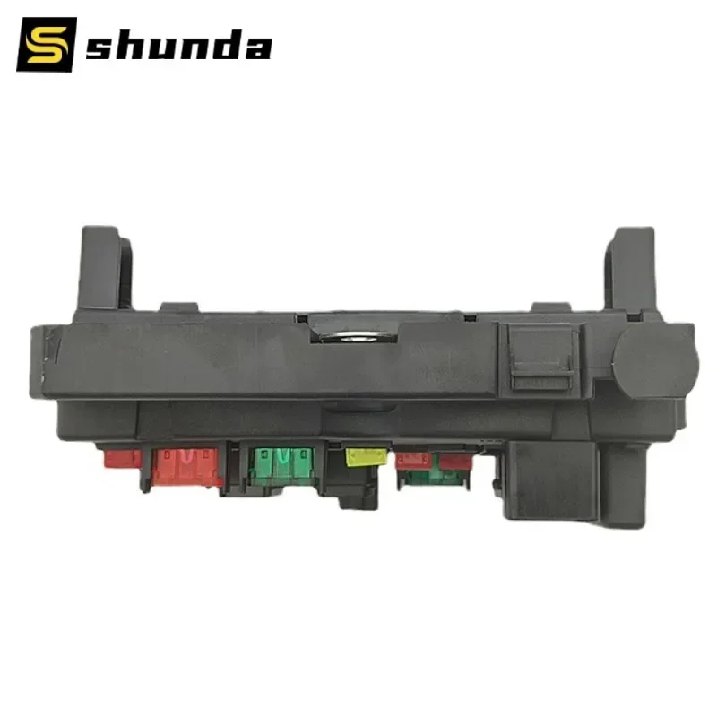 9657608580 6500Y1 6500.Y1 Auto Parts B5 BSM Control Module Fuse Box For Citroen C2 C3 Peugeot 206 307 Fuse Box Unit Assembly