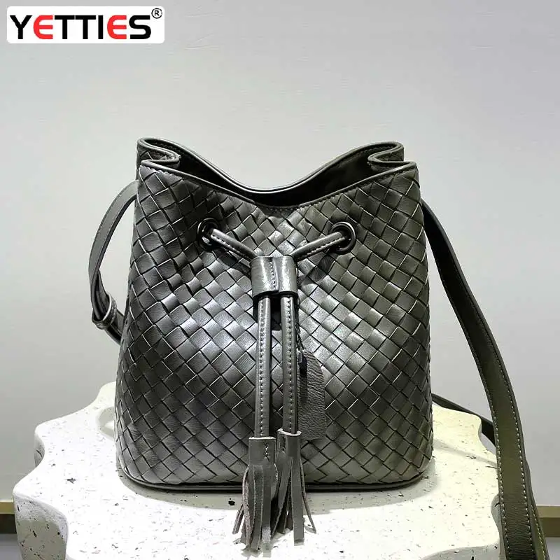 

Luxury Designer Genuine Leather Woven Bucket Bag for Women - Fashionable Shoulder Crossbody Sheepskin women's bag