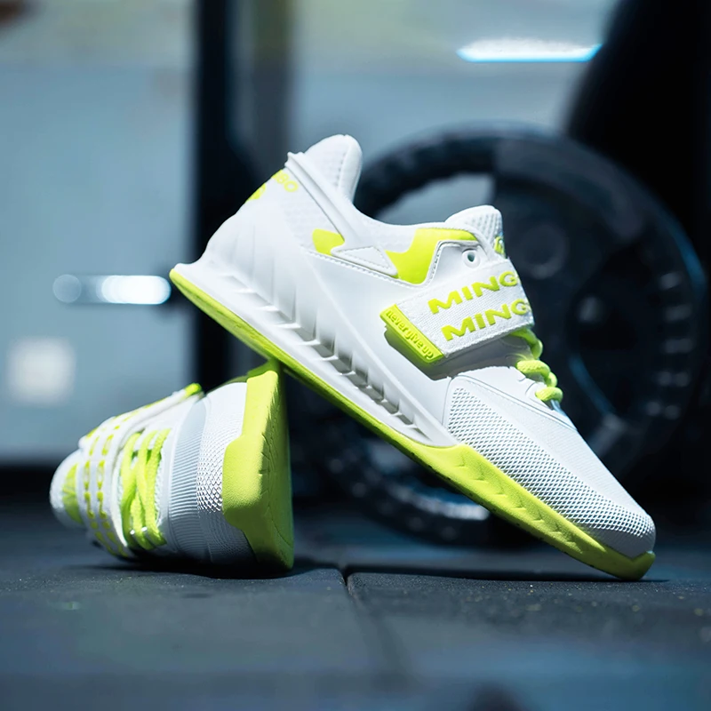 Men Weightlifting Shoes Comfortable Weightlifting Shoes Male Footwears Professional Sneaker for Gym