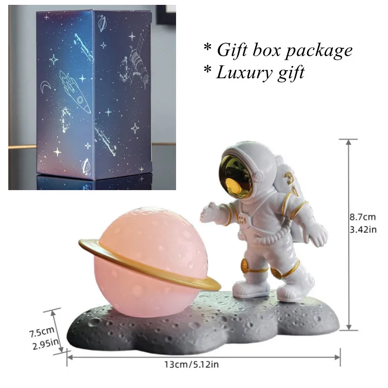 月ロケットと宇宙飛行士の置物　金属製　作家もの Amazon.co.jp: 彫刻の卓上像 現代彫刻像工芸品家族、現代宇宙