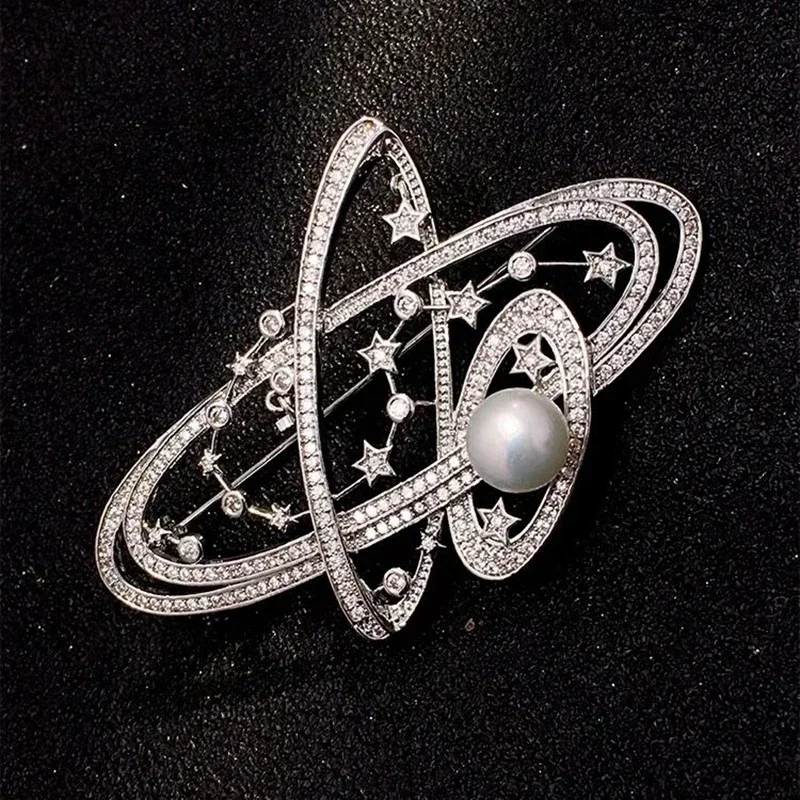 Natural Freshwater Pearl Brooch Women's Personalized Design Fashion Accessories