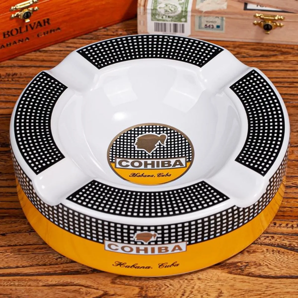 Cigarettes Ashtray Ceramic Ashtray Bone China Cigar Ashtray 4 Holder
