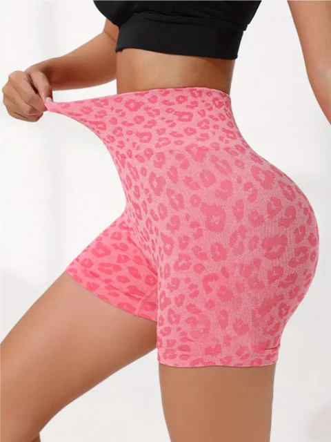 High waist peach hip quick-drying tight-fitting wearing European and American leopard yoga pants summer new shorts. 2