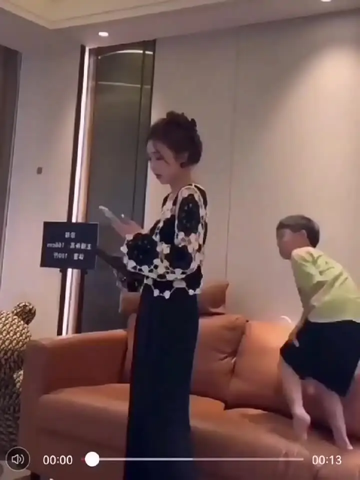 Frankivsk женские футболки из хлопка