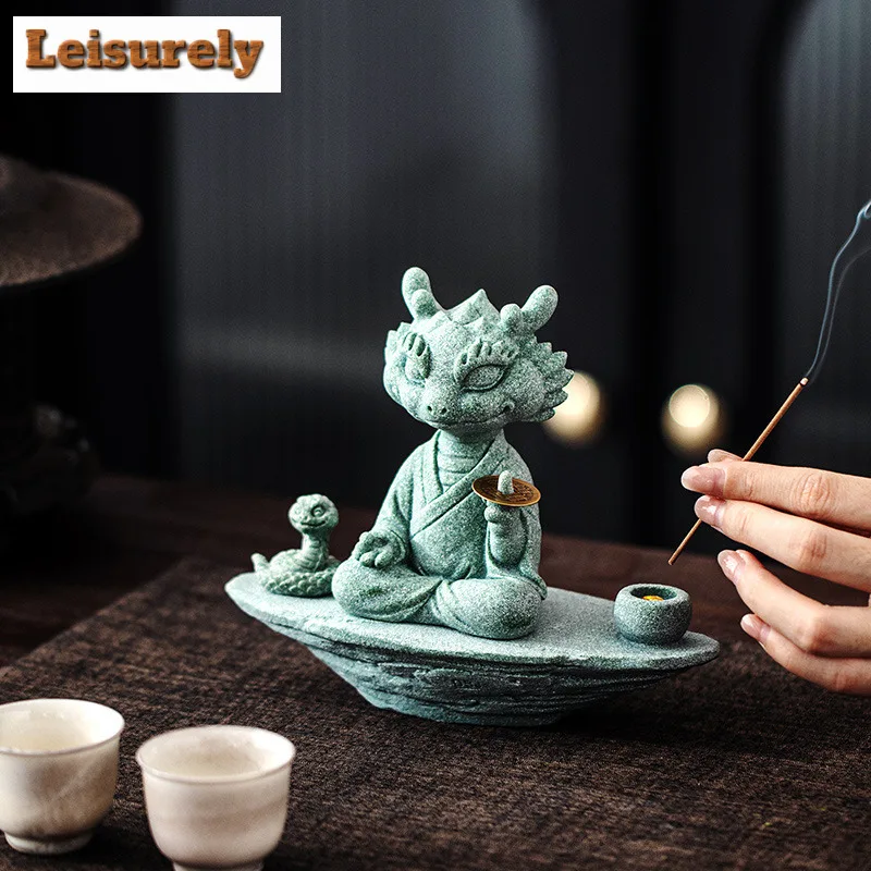 Creative Green Sandstone Dragon Snake Master One Finger Earns Tea Pet Ornament Teasing Beast Home Desktop Incense Holder Base