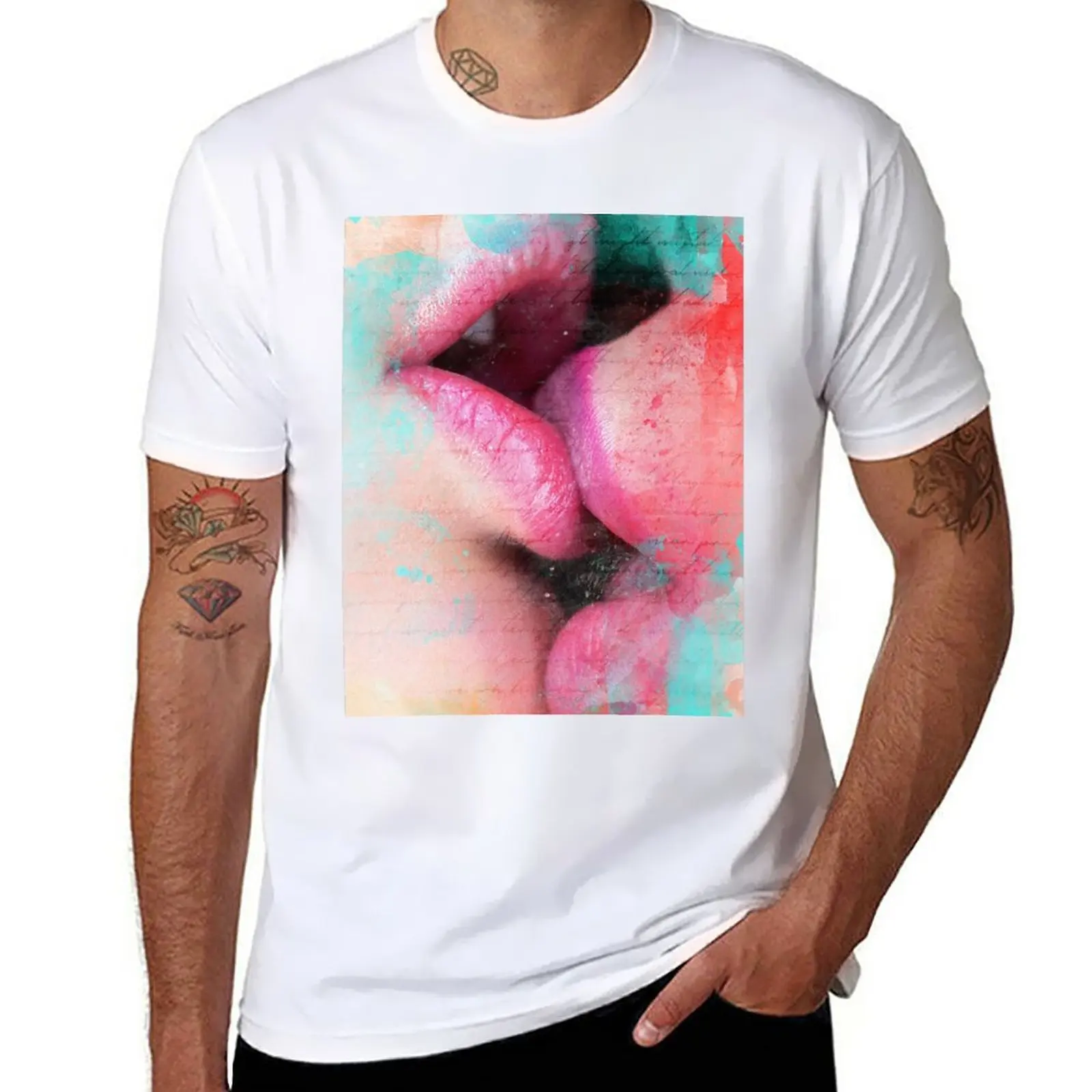 

New Girls Kissing, sexy gifts. T-Shirt graphics t shirt cute tops t shirt men