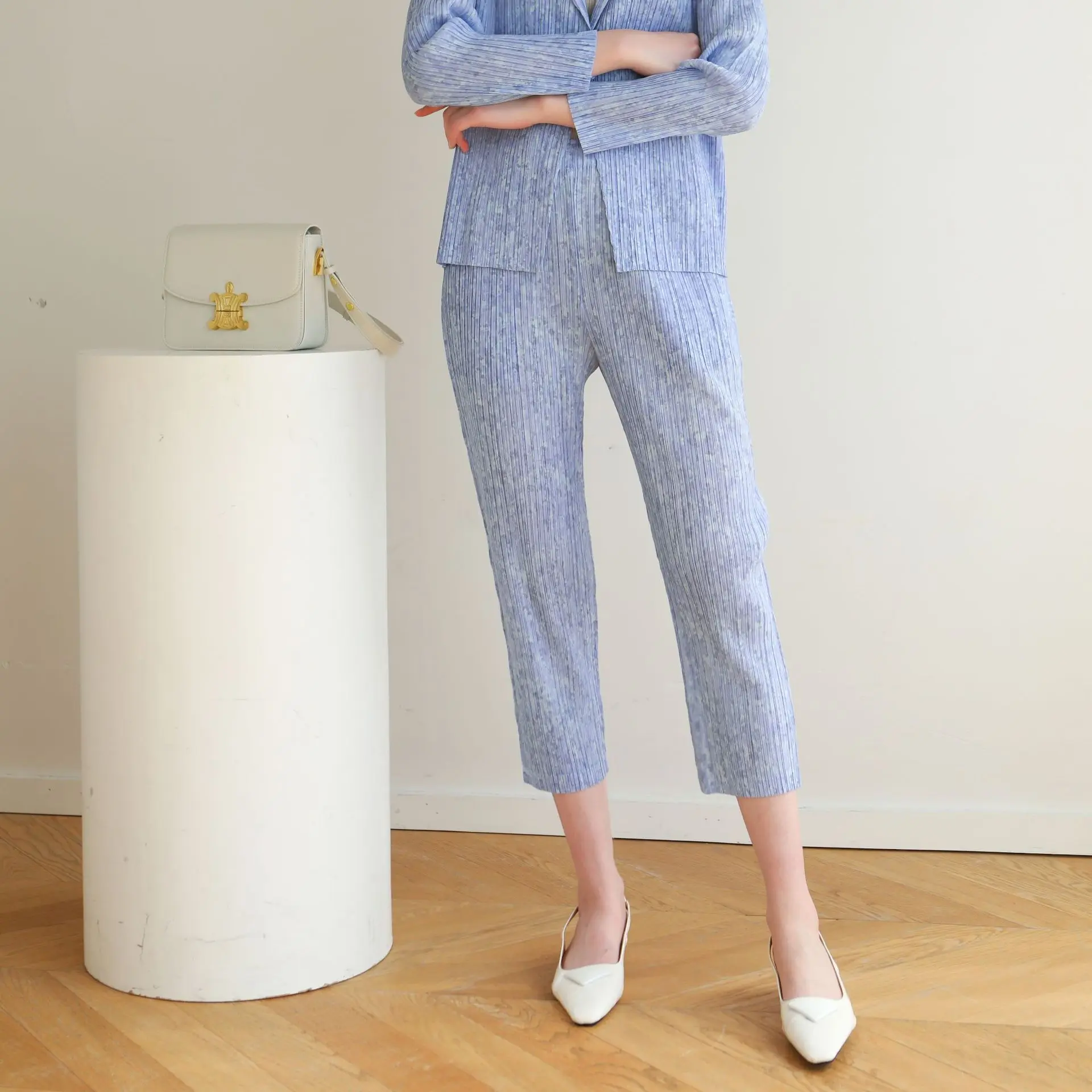 Spring/Summer Miyake Pleated Fragmented Flowers Printed and Dyed Temperament Commuter Basic Casual Straight Cropped Pants [8627]