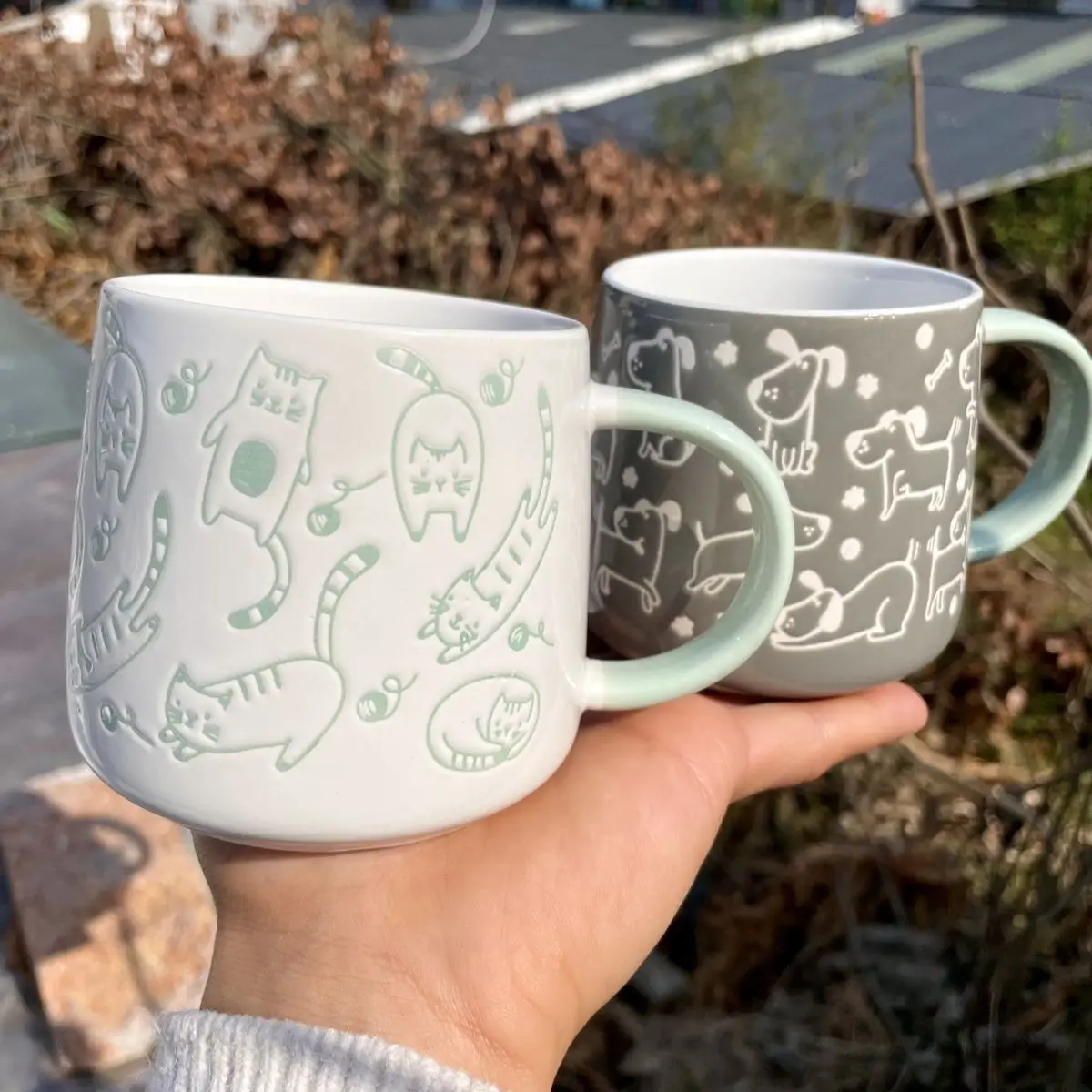 クリエイティブなかわいいセラミックコーヒーマグ、3D彫刻犬、猫