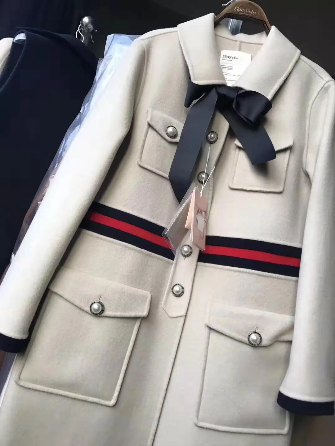 

High-end retro small fragrance double cashmere coat women's long 100% woolen coat