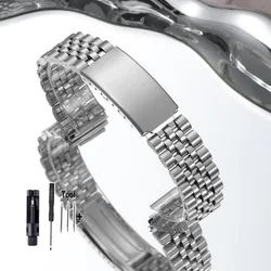 Elegant Stainless Steel Universal Watch Strap - Adjustable Metal Bracelet with Folding Buckle - 18mm (Silver)