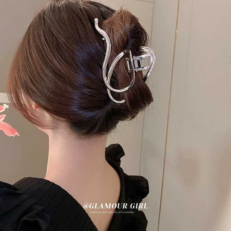 Hair Accessory Hair Clip Hair Headdress Jewelry Accessories Metal Geometric Hair Claw Barrettes Crab Hollow Out for Women