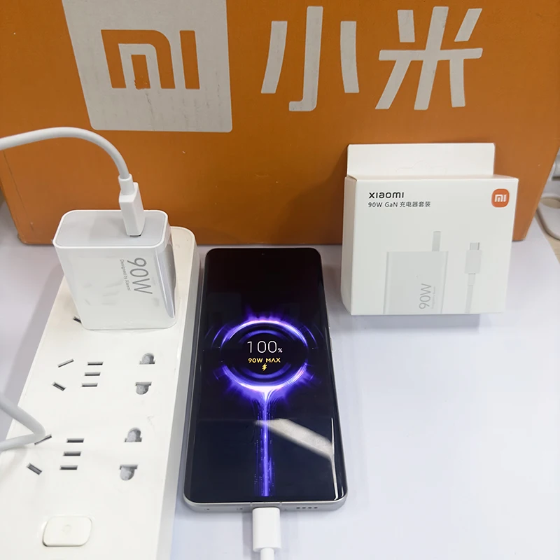 POCO X7 Pro 本体 + 90W充電器 POCO X7 Pro 本体 + 90W充電器 90 ワット充電器 Xiaomi 高速
