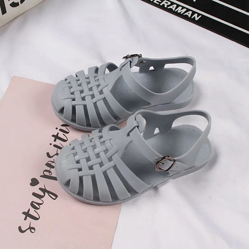 Summer Breathable Kids Sandals Baby Girls Toddler Soft Non-slip Princess Shoes Jelly Beach Flat Children Shoes Roman Slippers girls leather shoes