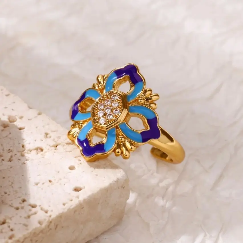 Zircon Four-leaf Clover Ring Gold Color Adjustable