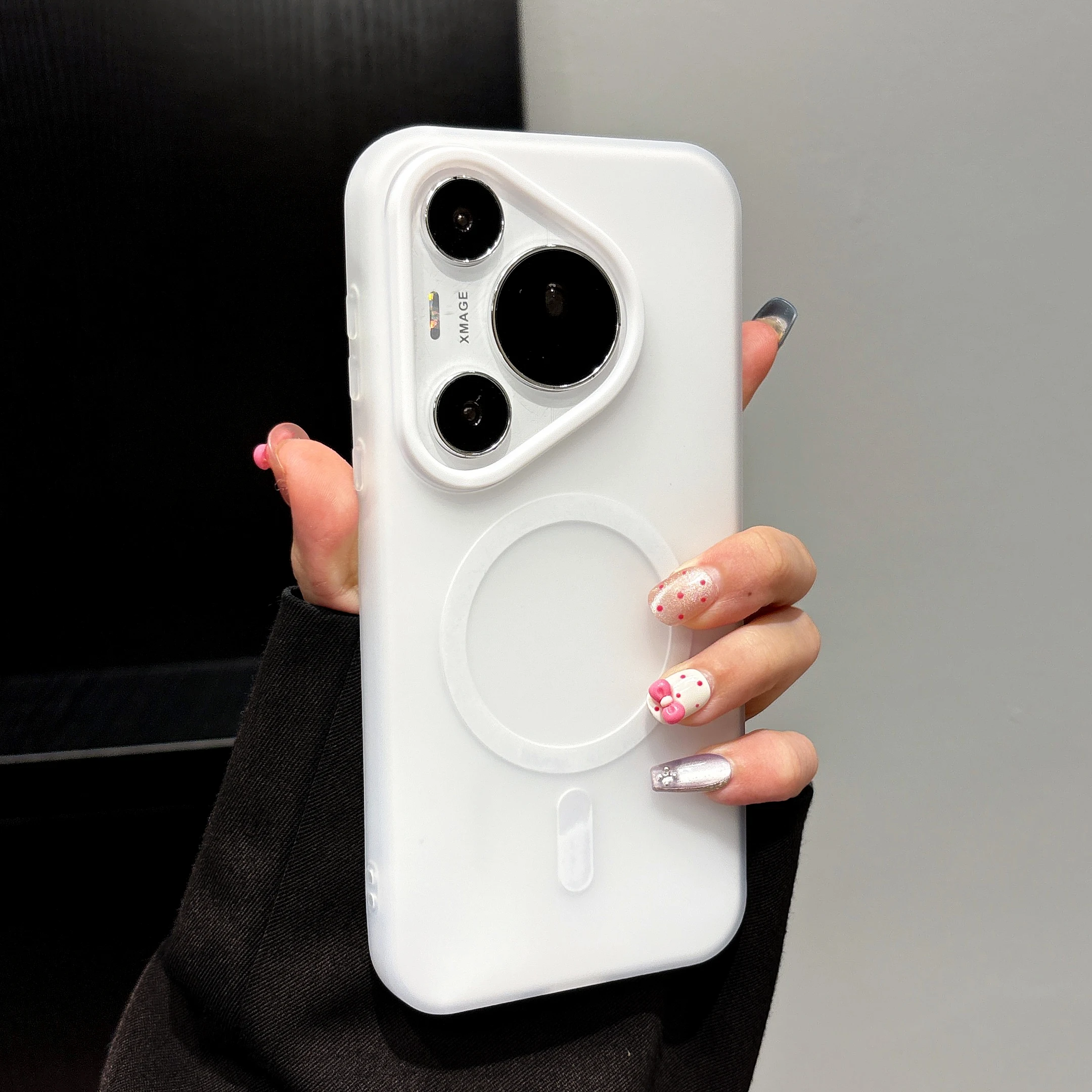Magnetic Skin-Feel Wireless Charging Armor Case - Colorful Finish