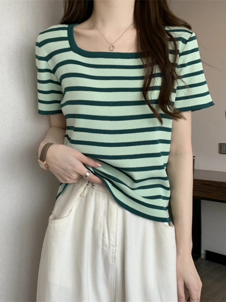 

Knitted striped T-shirt women 2023 summer new design sense square collar show collarbone thin Korean short top women