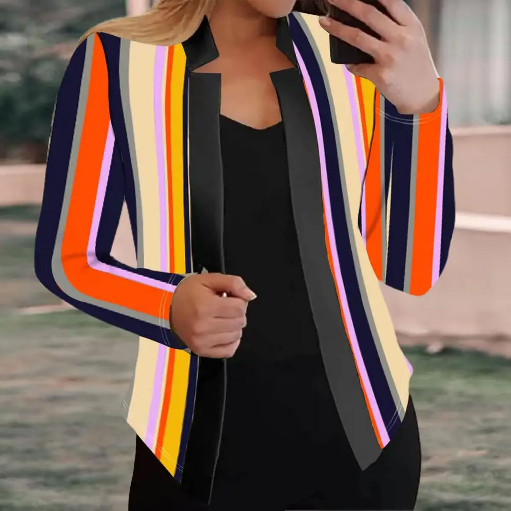 Рисунок 3 - Женское легкое пальто