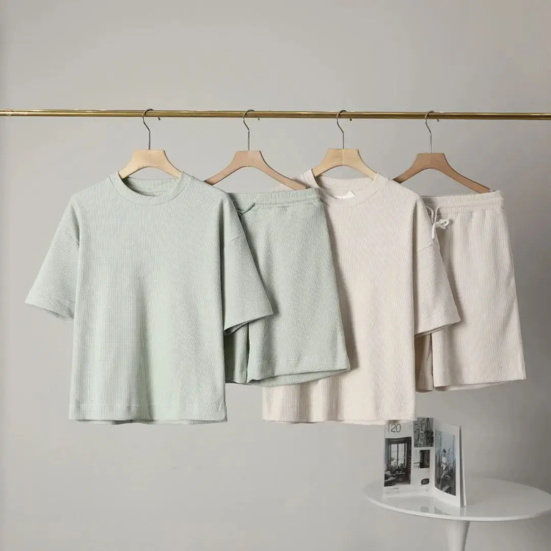 

Мужской костюм, новинка 2024, модная повседневная свободная футболка с короткими рукавами и шорты с эластичным поясом