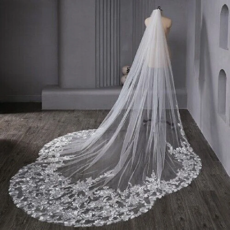 

New Long Bridal Veil 1 Tier Wedding Bride Veils With Comb White Ivory Cathedral Length Lace Appliques