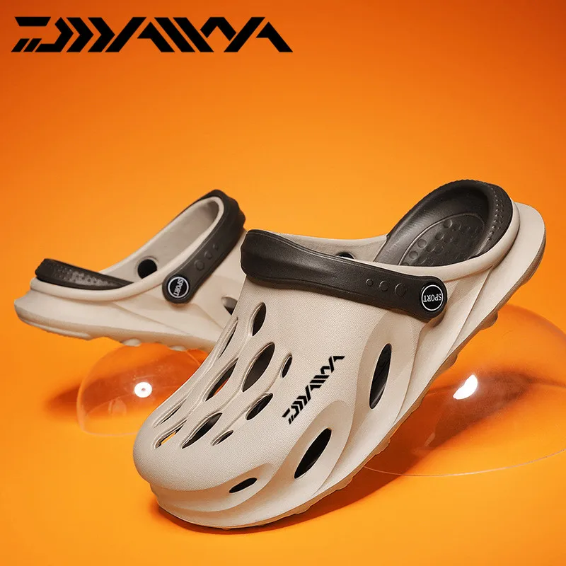 Men Fishing Slippers Men's Fashion Summer Outwear Anti Slip Fishing Shoes Breathable Wear-resistant Baotou Slippers Outdoor Fishing Beach Sandals