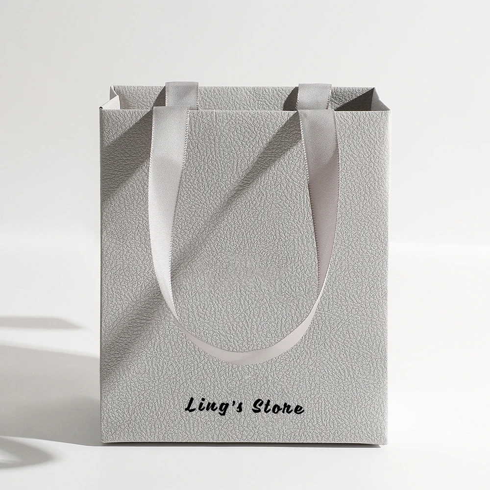 20 Stück personalisierte 12,5 x 15 x 7,5 cm große Schmucktaschen aus strukturiertem Papier mit Griff, Einkaufstaschen für Geschenke, Ohrringe, Armbänder, Silber, Kosmetikverpackungen – Detail 13