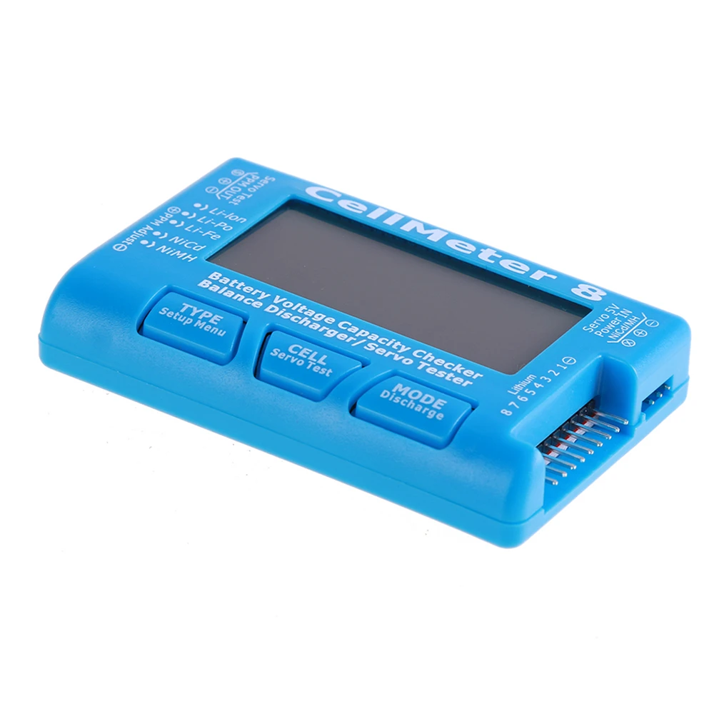 CellMeter 7 affichant les paramètres de batterie NiMH avec rétroéclairage bleu de l'écran LCD
