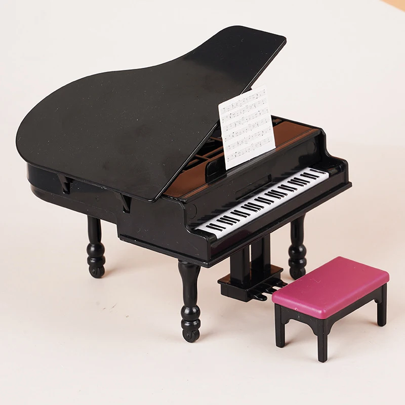 Set di strumenti musicali in miniatura per casa delle bambole, 12