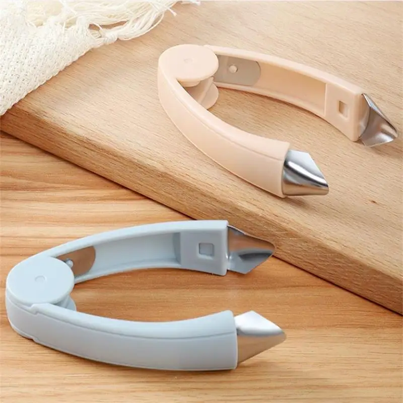 Stainless Steel Tomato Stem Strawberry Leaf Remover Pineapple Seed Cutter Fruit Shelling Tweezer Kitchen Machine Slicer Gadget Fruit Stem Remover