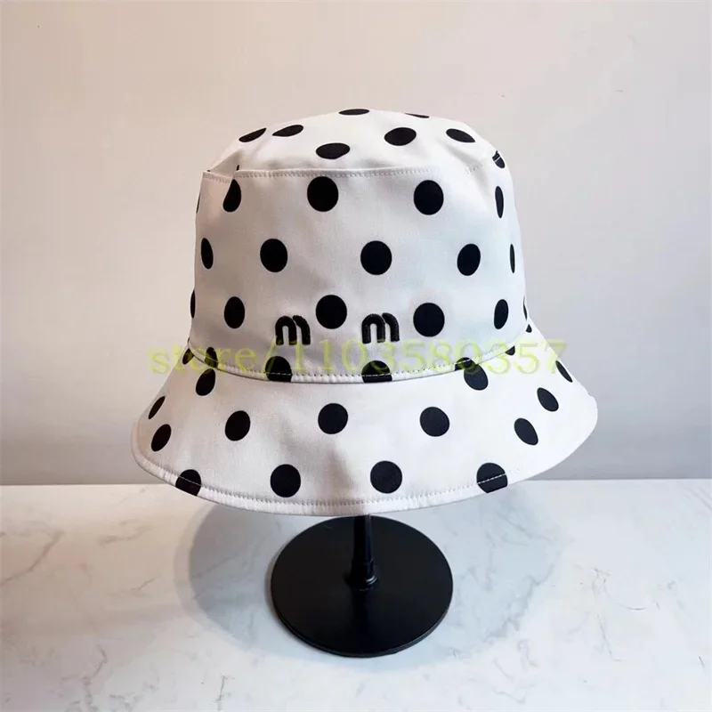 Dot Design Bucket Hat 389132 Men New Fashion Solid Color and Women\'s Leisure Fisherman\'s Hat Summer Outdoor Sunshade Beach Hat