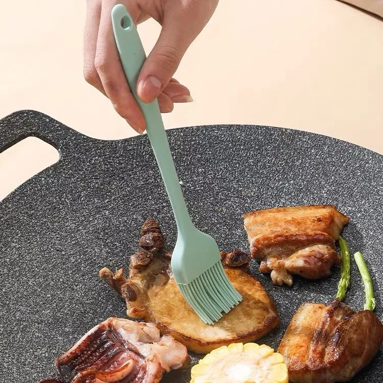 Heat-Resistant Silicone Egg Beater Oil Brush Scraper Kitchen Tool Set For Home Use Food Grade Supplies From China Mainland
