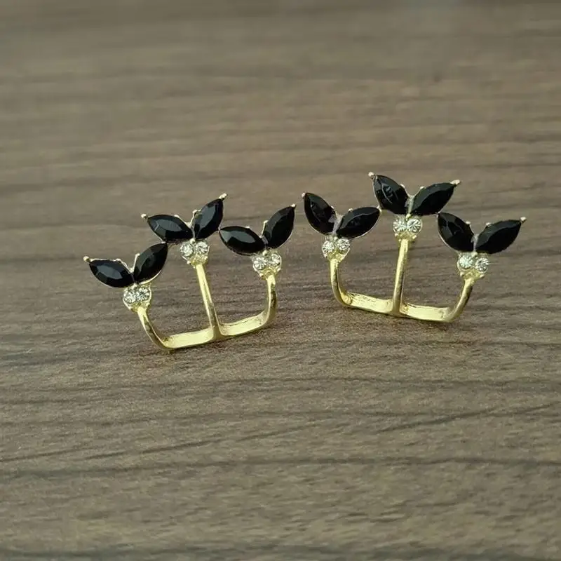 10 Black 3-butterfly