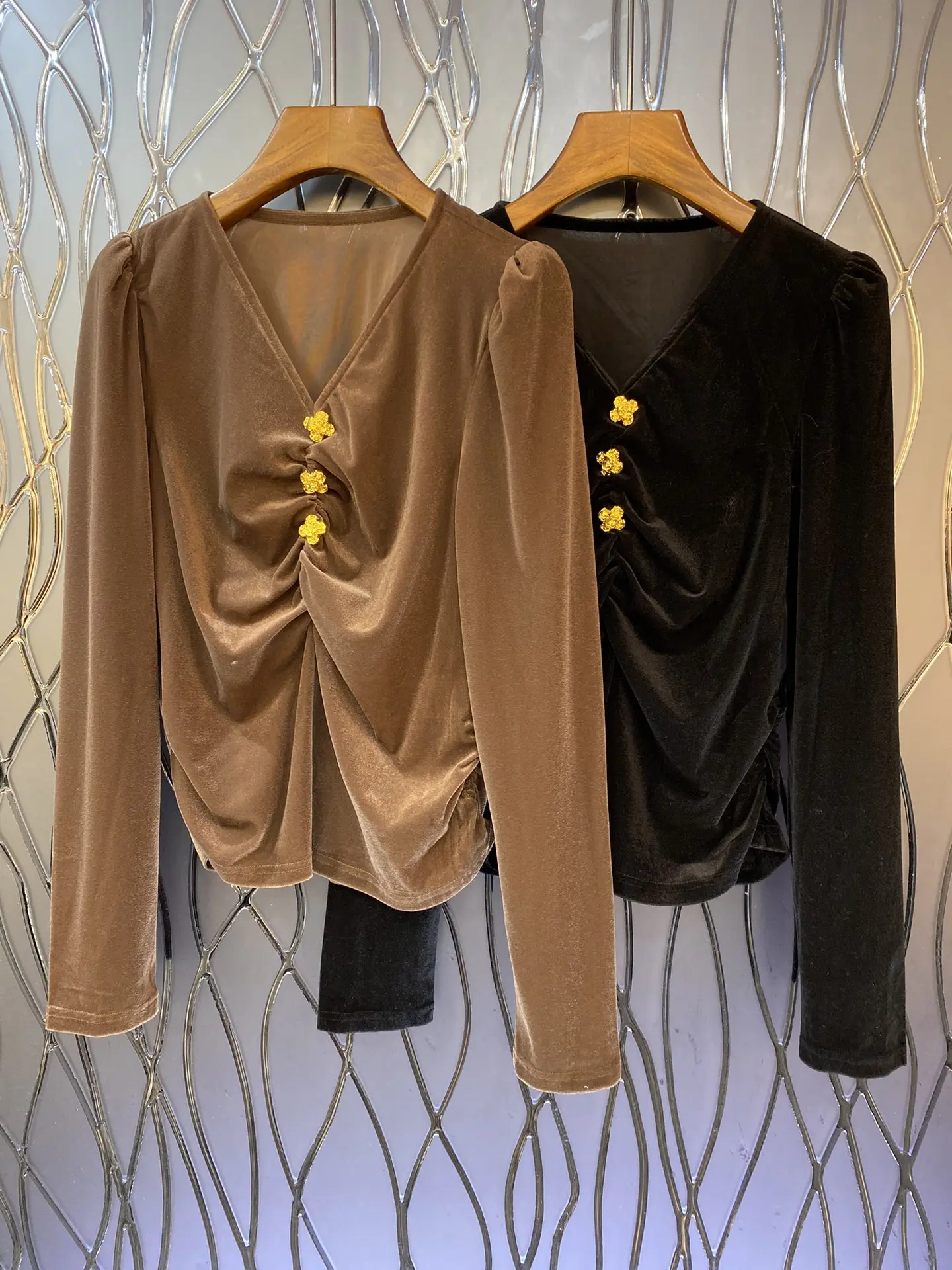 

2023 Autumn/Winter Fashion New Women's Clothing Velvet Top 0912