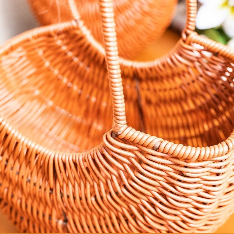 Pastoral rattan woven portable flower basket plastic imitation rattan handwoven basket floral flower arrangement small basket