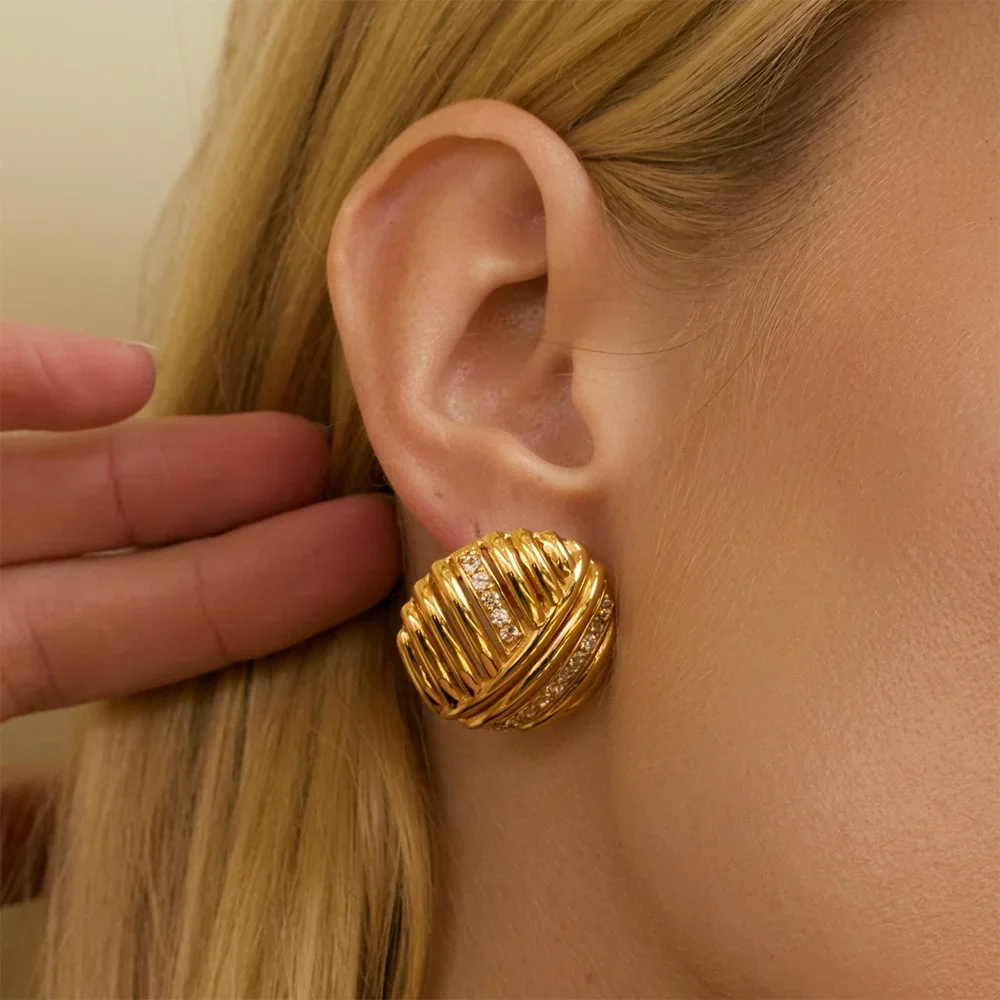 Sparkling Rhinestone Golden Stud Earrings Hollow Weaving Hemispheres Zircon Statement Earring Summer Versatile Women's Jewelry