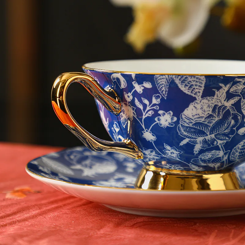 European Style Couple Coffee Cup and Plate Set Bone Porcelain High-end Afternoon Tea Set Ceramic Couple Gift Box European Cup