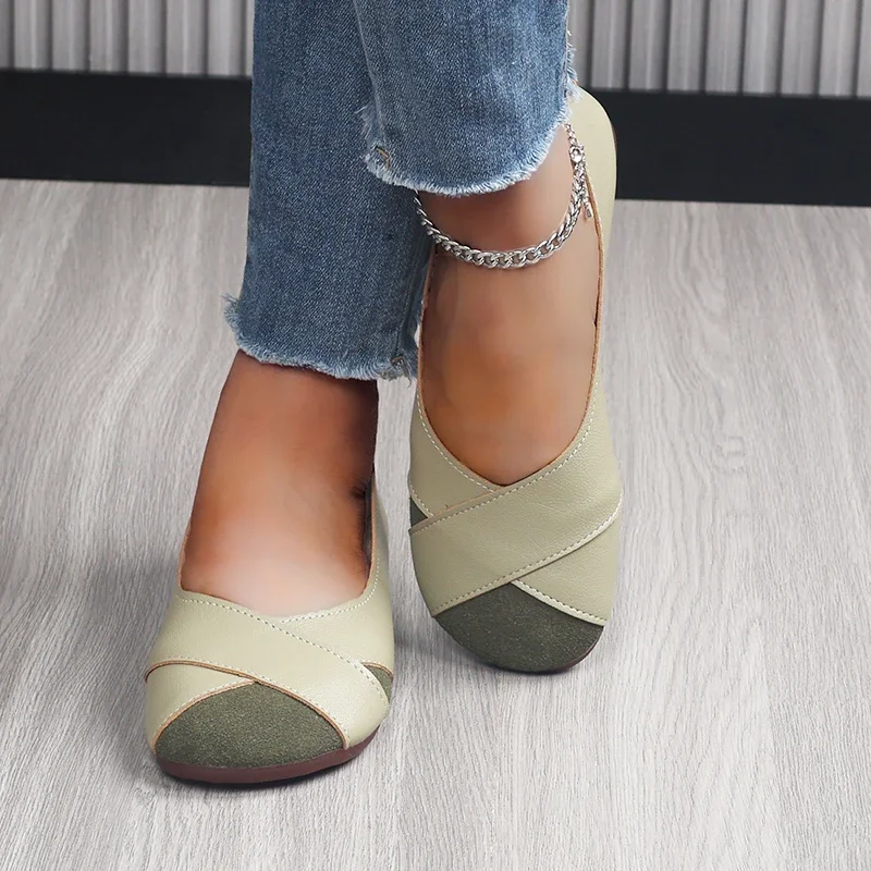 

Autumn Women's Shallow Flats New Fashion Light Slip on Casual Shoes for Women Outdoor Plus Size Round Toe Walking Shoes Zapatos