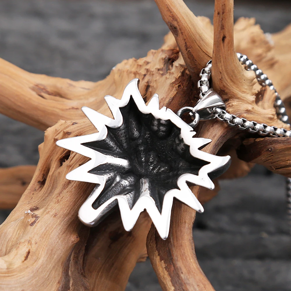 VASSAGO Collana con Ciondolo a Forma di Lupo in Acciaio Inox, con Ciondolo a Forma di Lupo e con Ciondolo a Forma di Animale da Parete